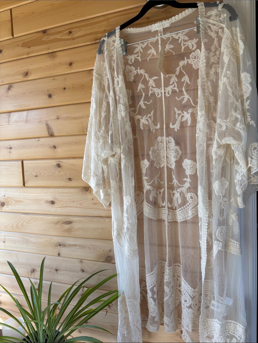 NWT Adiva Sheer Floral Embroidered Lace Overlay in Ivory